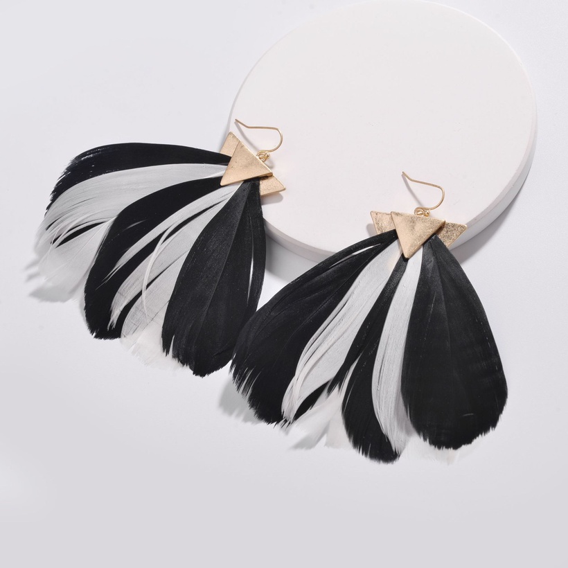 Alloy Fashion Flowers earring Black and white NHLU0363Blackandwhite