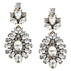 Luxus Damen Bankett Legierung Diamant Anhänger Ohrringe Ali Express Glänzende exquisite Ohrringe Yiwu Außenhandel Schmuck