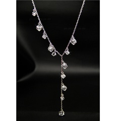 Europäische und amerikanische Mode klassische quadratische österreich ische Kristall pullover kette Damen lange Halskette 60030002