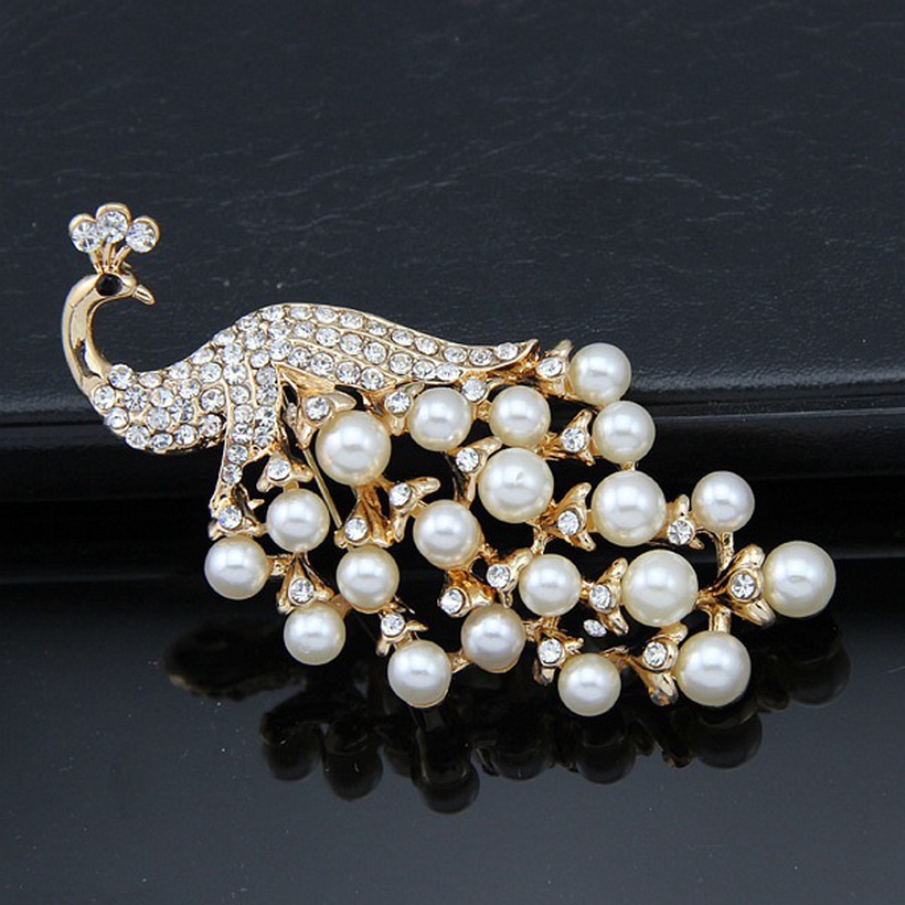 Bijoux Fantaisie Broches | Dlicat 18k Paon Broche Blanc Perle Corsage Yiwu Accessoires Aliexpress Petit Cadeau Vente Chaude - FO60286