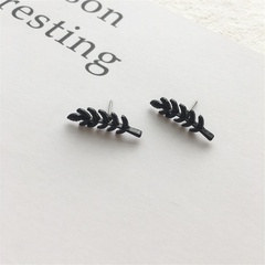 Alloy Korea Geometric earring  (black) NHBQ1805-black