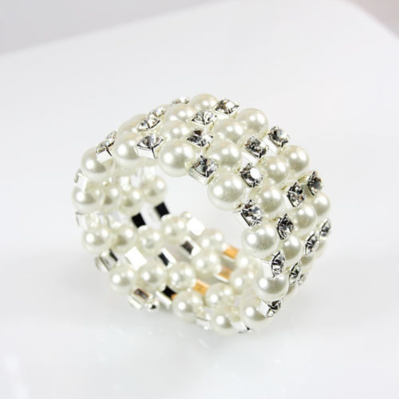 AliExpress Vente Chaude Nouvelle Mode Nouveau CinqRange Perle Bracelet De Marie Ornement De Mode Perle Strass Bracelet