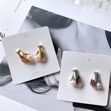 Fashion metal palm earrings's discount tags