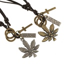 Fashion new retro mens leather maple leaf leather necklacepicture6
