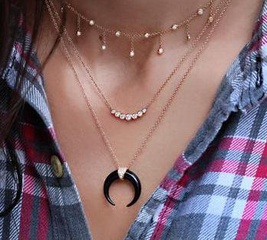 Europe and the United States personalized diamond black crescent horn multi-layer necklace wild moon pendant neck chain clavicle chain