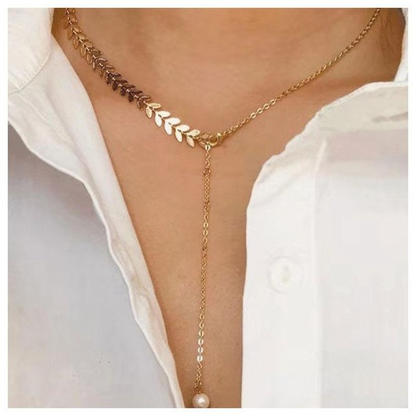 Cadena para mujer de clavícula de hueso de pescado individual collar de collar de perlas de imitación de moda's discount tags