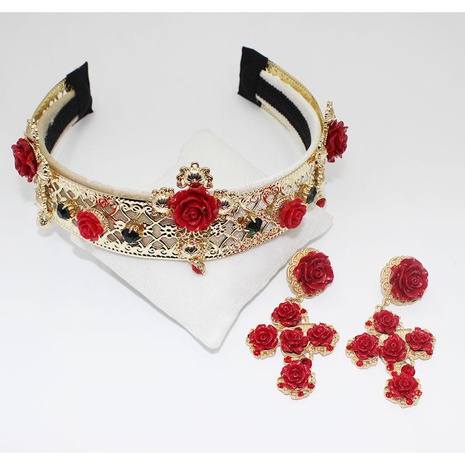 Fashion new luxury Baroque headband with diamonds emerald cross earrings headband set's discount tags