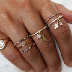 Conjunto de elementos geométricos de moda vintage con anillos de diamantes de colores anillo de sol luna set