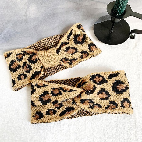 Korea's new retro knitted wool woven leopard cross hair band winter wide-brimmed elastic headband headband's discount tags