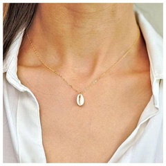Bohemian alloy shell personality pendant necklace women choker