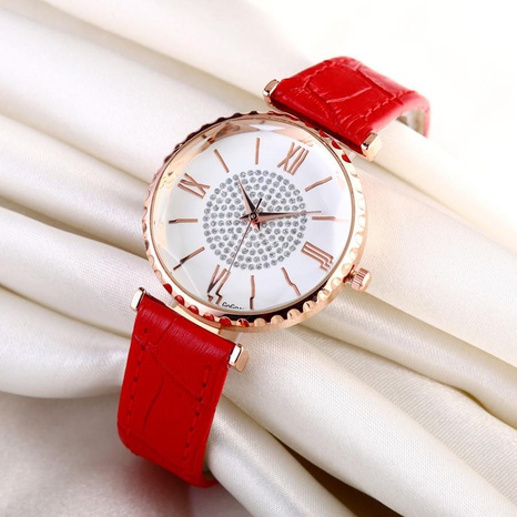 New Fashion Ladies Watch High-end Diamond Starry Belt Quartz Watch Women Fashion Watch's discount tags