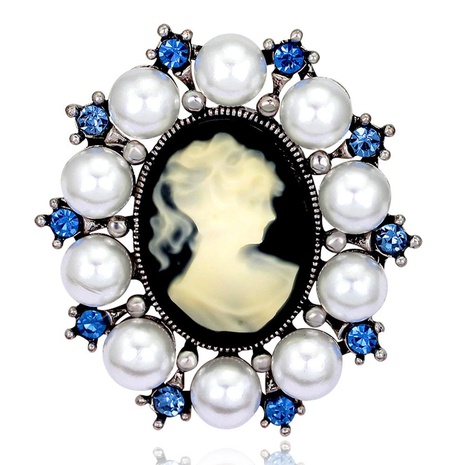Vintage Beauty Head Brooch Pin Round Alloy Diamond Pearl Corsage Scarf Buckle's discount tags