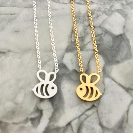 Simple Hollow Little Bee Pendant Necklace Environmental Protection Gold Plated Silver Female Clavicle Chain Wholesale's discount tags