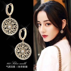 Fashion copper inlaid zirconium hollow flowers simple temperament personality earrings earrings
