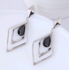 11019 Delicate Korean Fashion Sweet Diamond Temperament Personality Stud Earrings