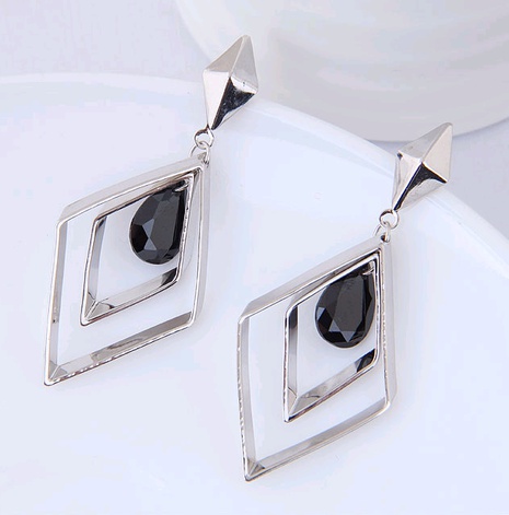 11019 Delicate Korean Fashion Sweet Diamond Temperament Personality Stud Earrings's discount tags