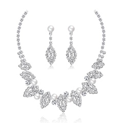 Danrun Braut schmuck Set Europäische und amerikanische Mode High-End Perlen Diamant Halskette Ohrringe zweiteiliges Set auf Lager