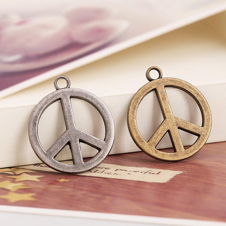 Fashion bronze peace sign alloy necklace accessories NHPK124878's discount tags