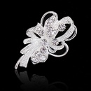 TousMatch Mode charpe Boucle Corenne Style Perle Diamant De Mariage Broche De Mariage Strass Corsage Broches Femelle Spotpicture1