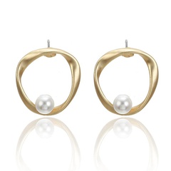 Korean Style Simple Graceful Ins Style Metal Stud Earrings Irregular with Personality round Pearl Earrings for Women All-Matching