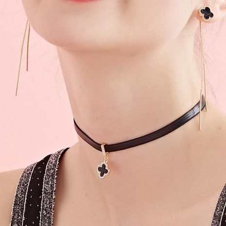 Womens four-leaf clover alloy Choker NHLL147046's discount tags