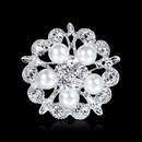 Corenne Style Diamant Strass Broche Perle Fleur Corsage Mode Vtements Unisexe Porter Accessoires Usine En Gros Personnalispicture3