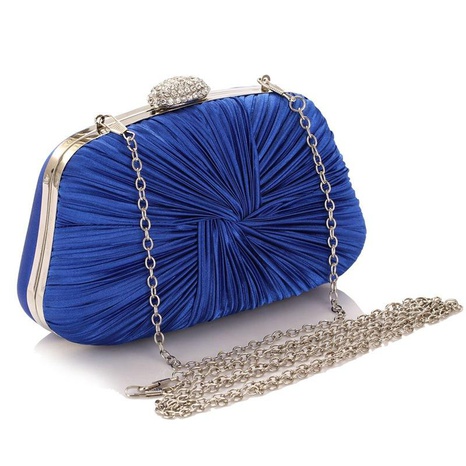 Sleek minimalist pleated banquet handbag NHYG154193's discount tags