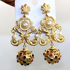 Vintage Palace Gold Cutout Pearl Flower Rhinestone Earrings NHNT154513