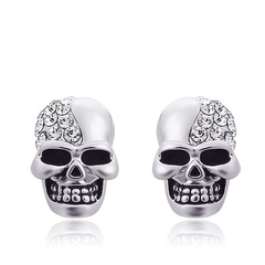 European and American fashion metal studded skull earrings