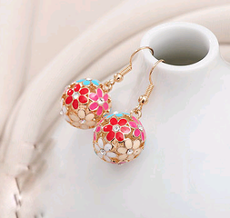Boutique Korean delicate super beautiful flower cluster earrings