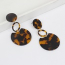Boucles oreilles pendantes en actate gomtrique en cercle acrylique ambre imprim lopard corenpicture15