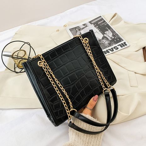 new trendy  fashion  wild chain  messenger bag's discount tags