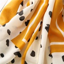 Bufanda de algodn y lino suave para mujer otoo e invierno patrn de vaca amarilla coreana chal largo de doble usopicture14