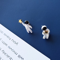 S925 Silver Needle Cute Spaceman Astronaut Earrings