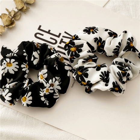 new  daisy retro  bow wild hair scrunchies's discount tags