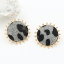 Fashionable leopard print earringspicture19