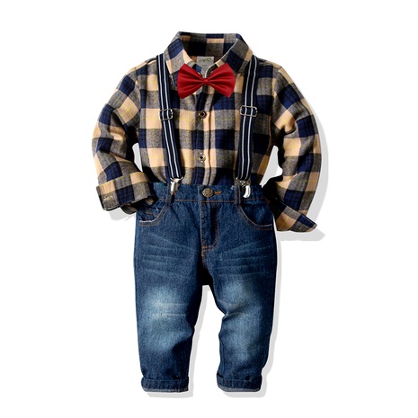 Boy's plaid long-sleeved collar shirt   four-piece suit's discount tags