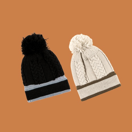 warm color matching knitted hat's discount tags