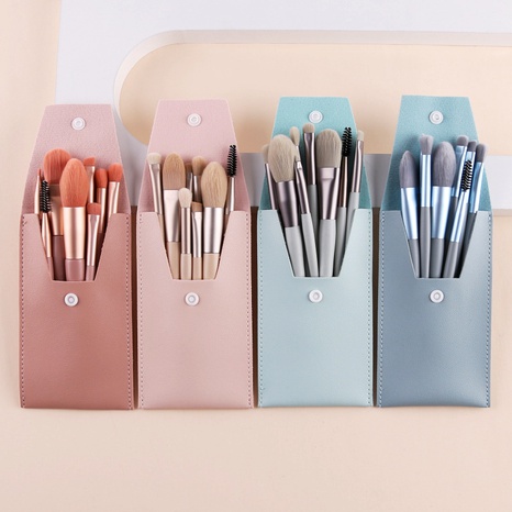 8 mini wooden makeup brushes's discount tags