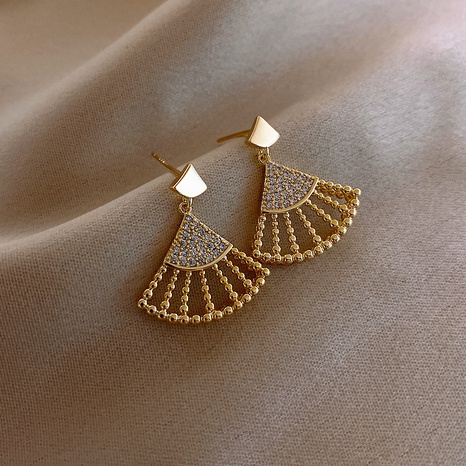 fan-shaped earrings's discount tags