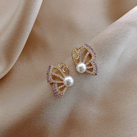 Korea's new S925 silver needle full diamond pearl half butterfly earrings's discount tags