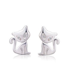 Korean S925 white fungus earrings female cute cat earrings animal fox earrings