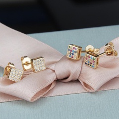 Nihaojewelry New Fashion Copper Plating Small Heart Shaped White Zirconium Color Zirconia Stud Earrings