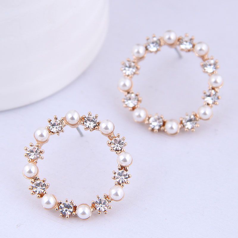 Boutique Korean Fashion Sweet Wild Pearl Flash Diamond Simple Earrings