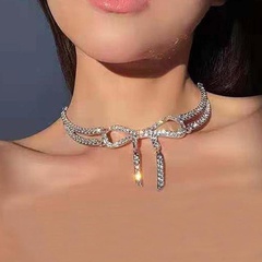 New fashion rhinestone bow and diamond necklace sexy crystal clavicle chain for women wholesale