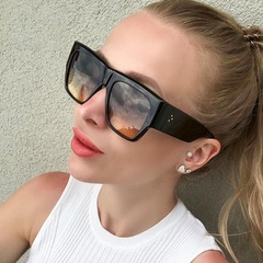 New Rivet Fashion Square Sunglasses Women Fashion Big Frame Sunglasses Wholesale