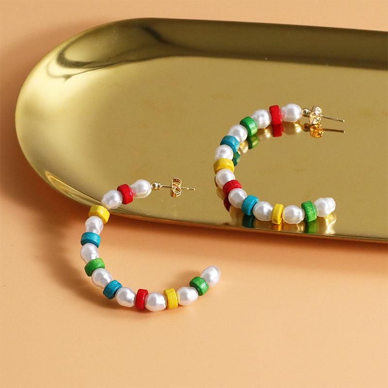 Korean new fashion color pearl Cshaped earrings wild semicircular pearl earrings for women wholesale