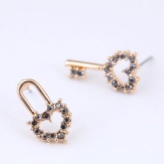 Korean fashion sweet OL concise key lock asymmetric earrings yiwu nihaojewelry wholesale