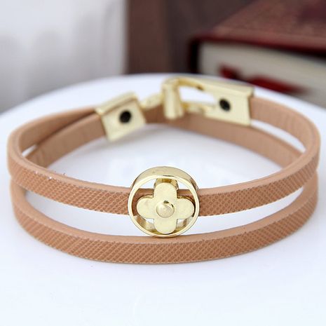 Mode doux OL métal trèfle à quatre feuilles double bracelet en cuir nihaojewelry chine en gros NHSC212308's discount tags