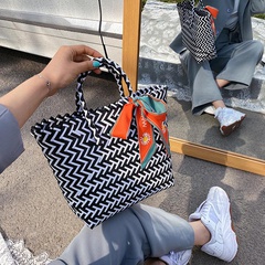 New fashion woven bag shopping bag bag female bag vegetable basket handbag simple large capacity handmade straw bag